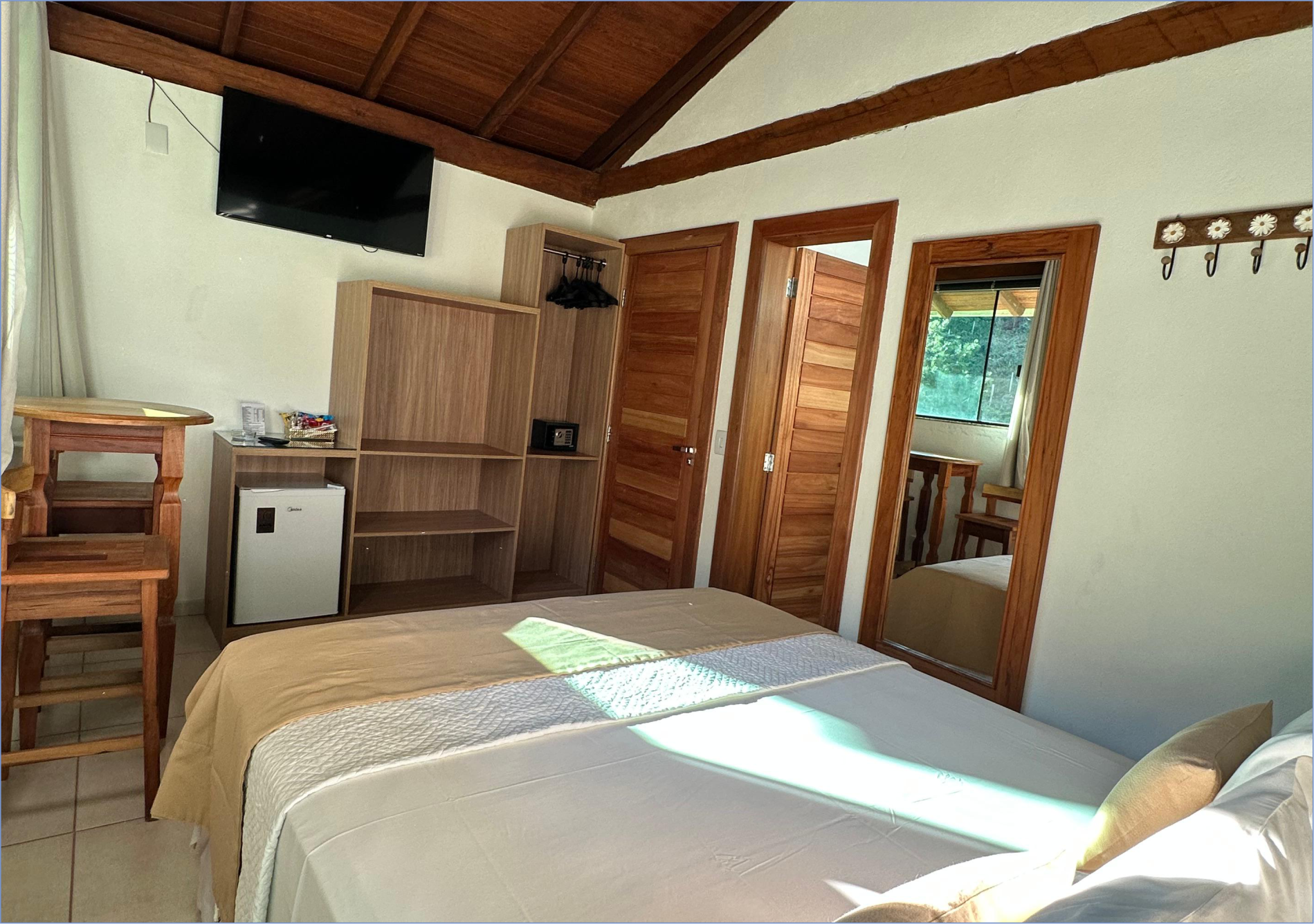 PousadaMarMineiroEmMacacosMG_lx9